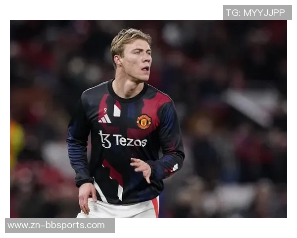 好友透露霍伊伦加盟曼联时年轻无怨恨一家人始终支持红魔